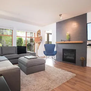 https://resortquest-at-stoney-creek-northstar.hotels-of-whistler.com