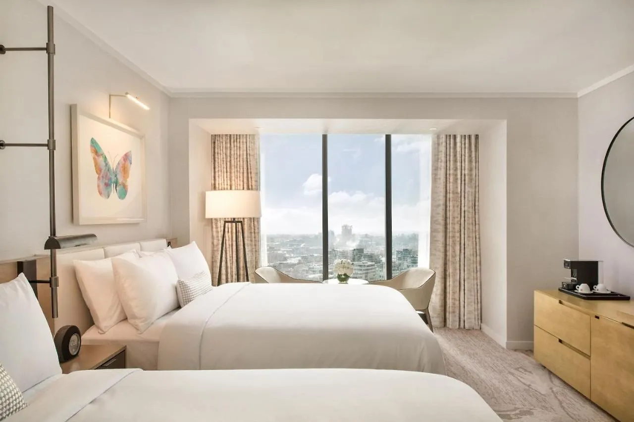 Jw Marriott Parq Vancouver Hotel