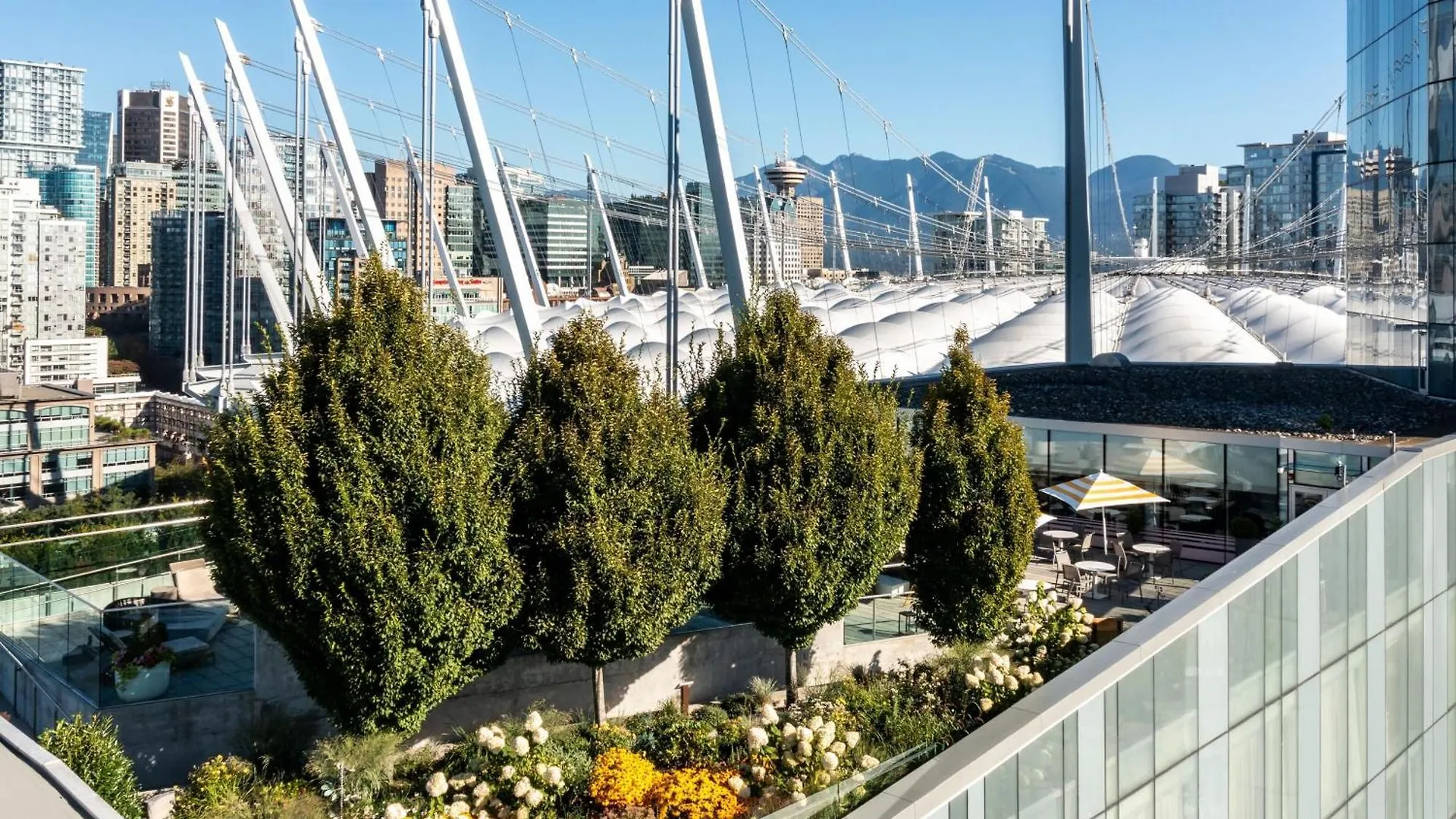 Jw Marriott Parq Vancouver Hotel