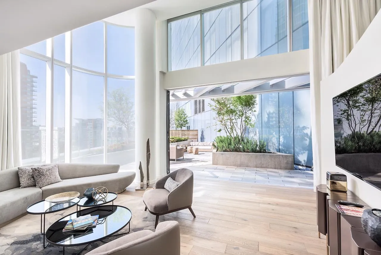 Jw Marriott Parq Vancouver Hotel
