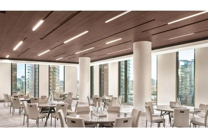 ***** Hotel Jw Marriott Parq Vancouver Canada